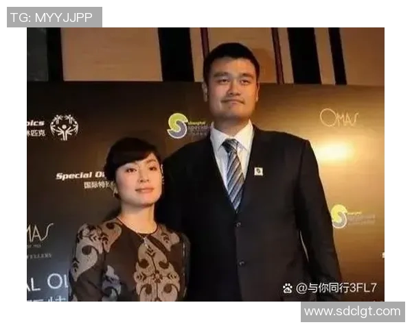 姚明身高带来的生活挑战与不便体验分享