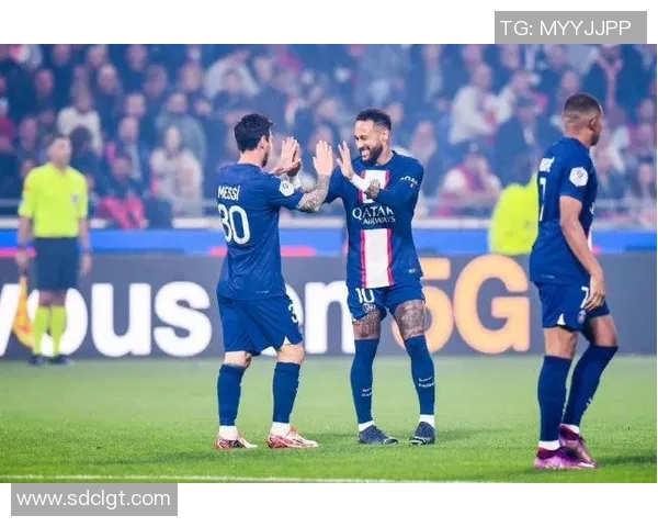 巴黎圣日耳曼精彩夺冠内马尔梅开二度助攻致胜