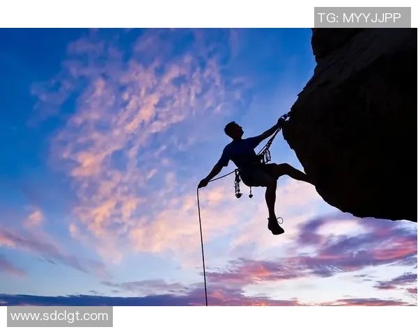 广州街舞队在攀岩联赛中的奋斗与突破之路全景回顾 广州街舞队在攀岩联赛中的奋斗与突破之路全景回顾