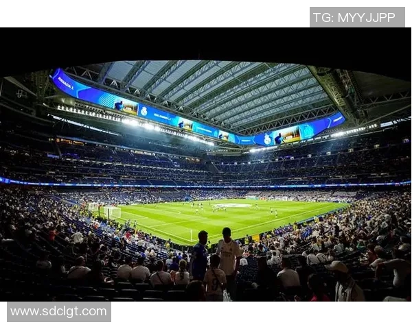 皇马主场胜塞维利亚,压哨绝杀帕波纳斯闪耀赛场 皇马主场胜塞维利亚,压哨绝杀帕波纳斯闪耀赛场